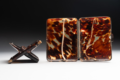 A tortoiseshell cigarette case, a card holder and a casket, 19/20th C.