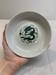A Chinese green-enamelled 'dragon' plate, 19th C.