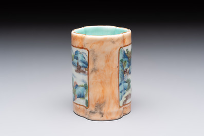 A Chinese famille rose 'faux-marbre' quadrifoil brush pot, Qianlong mark, 19th C.