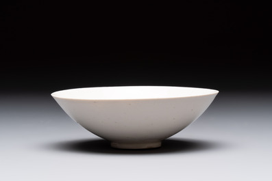 A fine Chinese 'ding' or ding-type tea bowl, Song/Jin