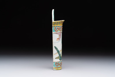 Two Chinese famille rose vases and a wall pocket vase, 19/20th C.