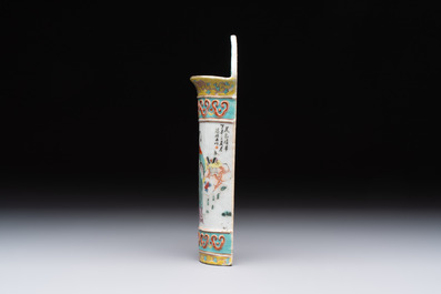 Two Chinese famille rose vases and a wall pocket vase, 19/20th C.