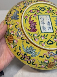 A collection of 38 books and 22 catalogues on Chinese painting and calligraphy