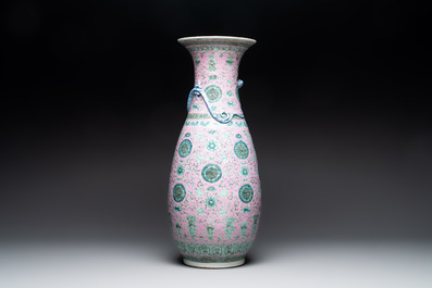 A Chinese famille rose 'shou and chilong' vase, 19th C.