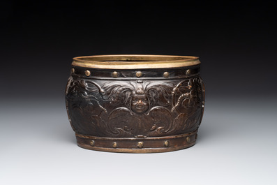A Dutch gilt-brass mounted pressed baleen casket, Herman Doomer, 17th C.