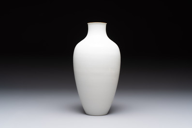 A Chinese famille rose 'Magu' eggshell vase, Hongxian mark, 20th C.