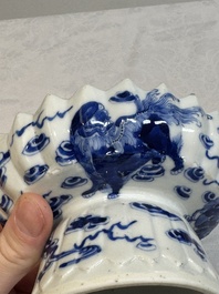 A Chinese Thai market 'Buddhist lions' vessel and an offering tazza, 19th C.