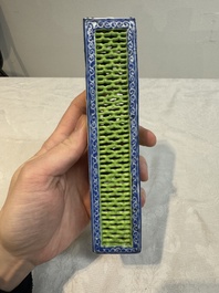 A Chinese blue- and green-enamelled reticulated incense stick holder, 19th C.