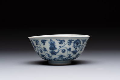 Four Chinese blue and white bowls, two cups and a plate, Ming
