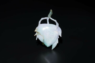A Chinese jadeite brush washer in the form of a peach and an agate covered jar, 19th C.