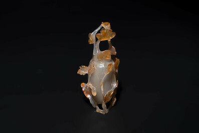 A Chinese jadeite brush washer in the form of a peach and an agate covered jar, 19th C.