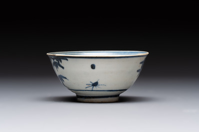 Four Chinese blue and white bowls, two cups and a plate, Ming