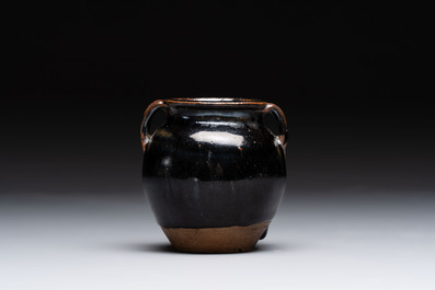 A Chinese brown-glazed vase and a black-glazed jar, Song/Ming