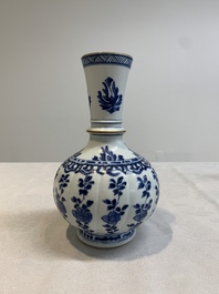A pair of Chinese blue and white hookah bases with floral design, Kangxi