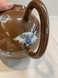 A large Chinese Imari-style capucin-brown-ground teapot and cover, Qianlong