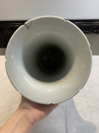 A Chinese famille verte 'gu' vase with floral design, 19th C.
