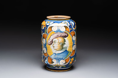 A very large and fine Italian maiolica albarello with two male portrait busts, workshop of Maestro Domenico, Venice, ca. 1540-1550