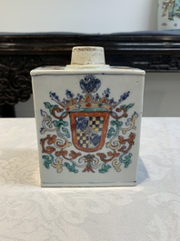 A Chinese verte-Imari tea caddy with the arms of Sampaio e Melo for the Portuguese market, Kangxi