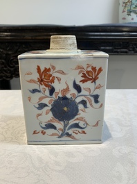 A Chinese verte-Imari tea caddy with the arms of Sampaio e Melo for the Portuguese market, Kangxi