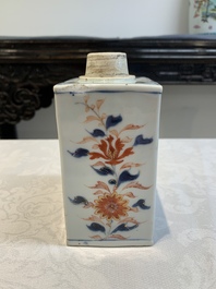 A Chinese verte-Imari tea caddy with the arms of Sampaio e Melo for the Portuguese market, Kangxi