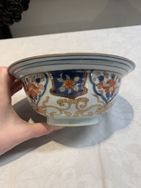 A Chinese Imari-style armorial 'klapmuts' bowl and cover with the arms of Van Gellicum, Kangxi/Yongzheng