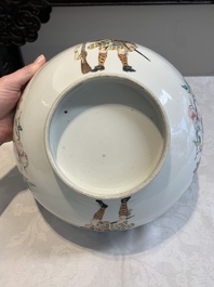 A rare Chinese famille rose 'Scotsmen' bowl, Qianlong, ca. 1745
