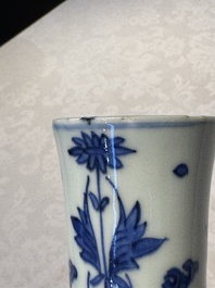 A Chinese blue and white 'Wen Wang Fang Xian 文王訪賢' bottle vase, Transitional period