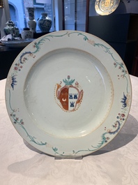 Two Chinese famille rose armorial dishes with the arms of Willes impaling Broster and the arms of Dobree impaling De Havilland, Yongzheng/Qianlong