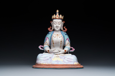 A Chinese famille rose sculpture of Buddha Amitayus on a stand, 19/20th C.