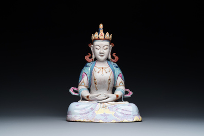 A Chinese famille rose sculpture of Buddha Amitayus on a stand, 19/20th C.