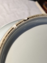 A large and extremely rare Chinese grisaille vase, signed Wang Xiaofan 王曉凡, Jiangxi Ciye Gongsi 江西瓷業公司 mark, dated 1950