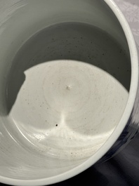 A large Chinese blue and white 'Li Jing Qu Qi 李靖娶妻' brush pot, 19th C.