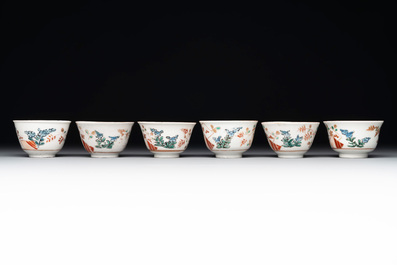A collection of 22 Japanese Imari wares, 17/19th C.
