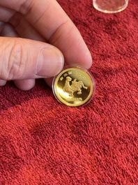 Four Chinese gold coins commemorating archeological discoveries from the Bronze Age, 1981