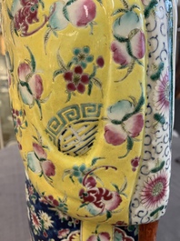 Three Chinese famille rose figures of the star gods and a figure of a lady, 19/20th C.