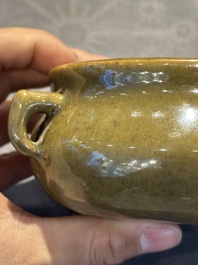 A Chinese ge-type bowl, a lingzhi-shaped flamb&eacute;-glazed vase and an olive-green-glazed censer, 19th C.