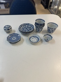 16 Chinese blue and white wares, Ming/Qing
