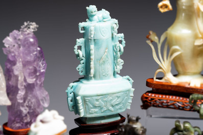 A collection of 26 Chinese jadeite, rock crystal, turquoise, agate and other hardstone carvings, 19/20th C.