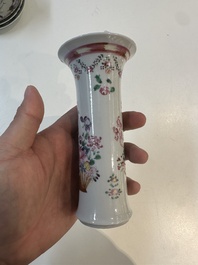 A collection of 22 Chinese blue, white, famille rose and Imari-style wares, 18th C.