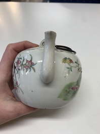 A collection of nine Chinese blue, white and famille rose wares, 18/19th C.