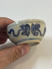16 Chinese blue and white wares, Ming/Qing