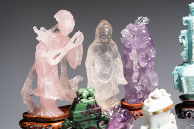 A collection of 26 Chinese jadeite, rock crystal, turquoise, agate and other hardstone carvings, 19/20th C.