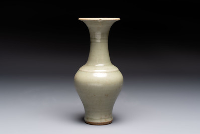 A pair of white-glazed oil lamps, a Longquan celadon vase and Yaozhou celadon box and cover, Ming/Qing