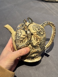 A Chinese Cizhou 'cadogan' ewer with dragons, Yuan/Ming