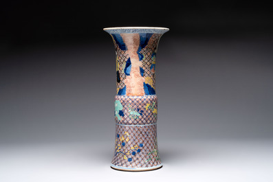 A Chinese wucai 'gu' vase with 'Guo Ziyi 郭子儀', Wanli mark, 19th C.