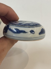 16 Chinese blue and white wares, Ming/Qing