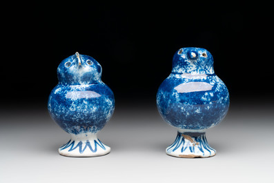 A pair of blue and white Dutch Delft 'bird' whistles, 18th C.