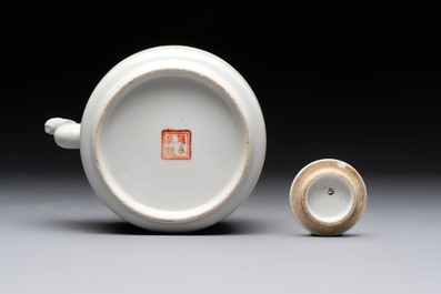 Four Chinese famille rose teapots, Luo Yong Sheng Hao 罗永盛号 mark, 20th C.
