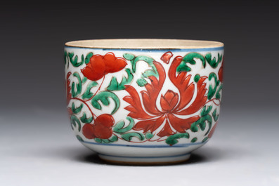 A Chinese famille verte hanging chopstick holder, a gilt bronze-mounted Imari-verte square flask and a wucai bowl, Kangxi and later