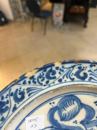 Three blue, white and iron-red Talavera pottery dishes, Spain, 17th C.